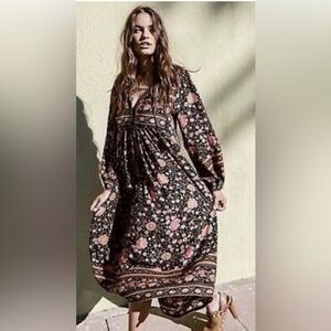 Knox Rose Black and Pink Floral Long Sleeve Dress